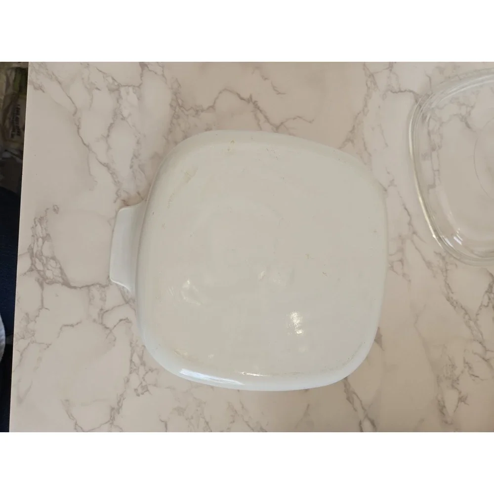 Vintage 3 Qt. Cassoral Collectable Corningware Dish With Lid Poppy Design‎